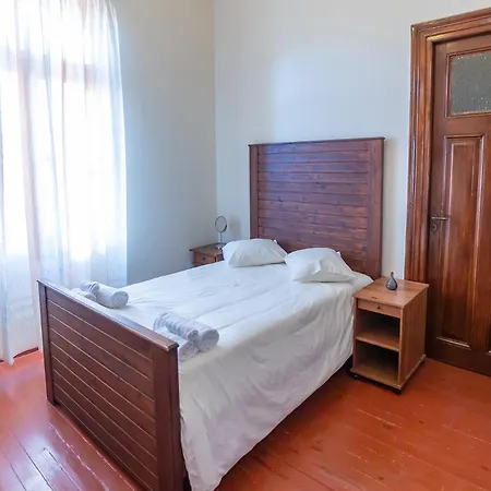 Era Of Elegance: 1928 Classic Dwelling