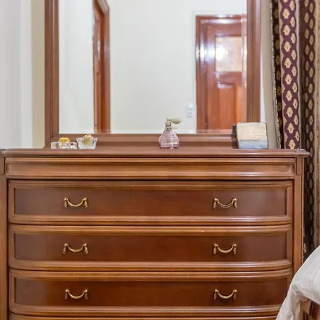 Era Of Elegance: 1928 Classic Dwelling * Tripoli