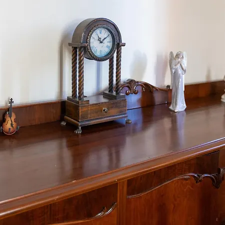 Era Of Elegance: 1928 Classic Dwelling Trablus