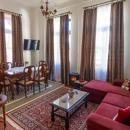 Era Of Elegance: 1928 Classic Dwelling * Trablus