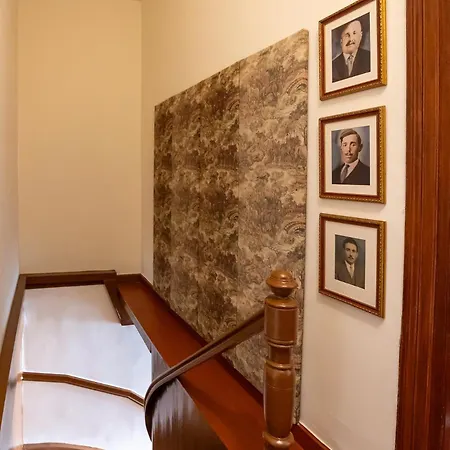 Daire Era Of Elegance: 1928 Classic Dwelling *