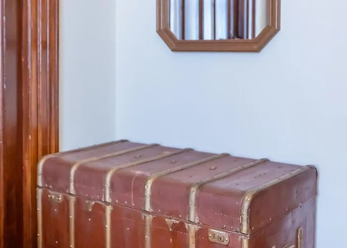 Era Of Elegance: 1928 Classic Dwelling Lägenhet *