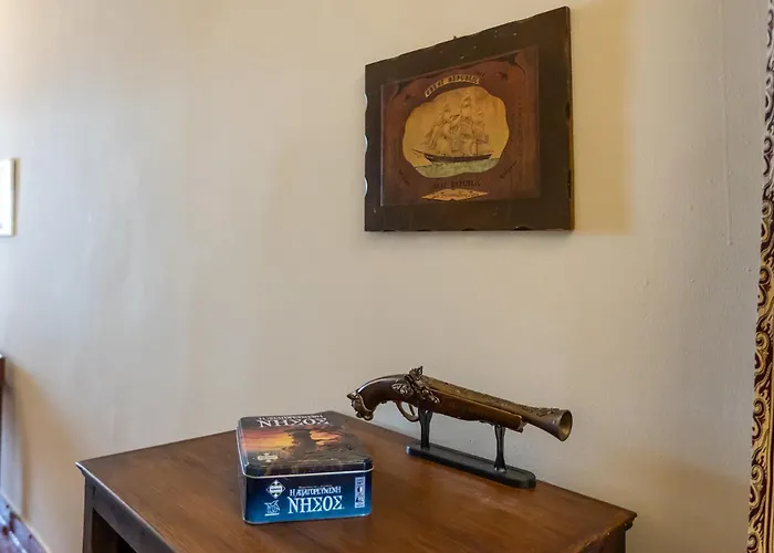 Era Of Elegance: 1928 Classic Dwelling * トリポリス