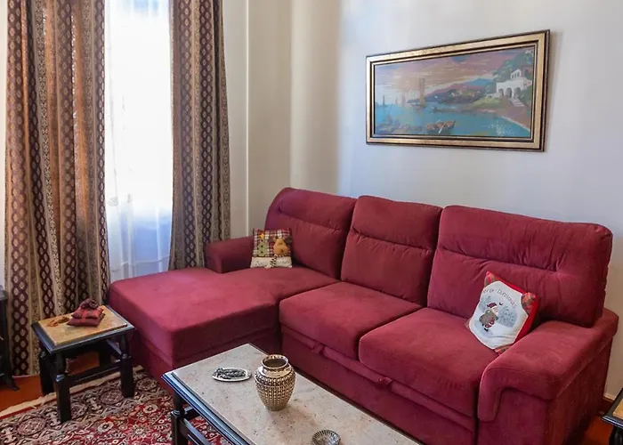 Era Of Elegance: 1928 Classic Dwelling * Tripoli